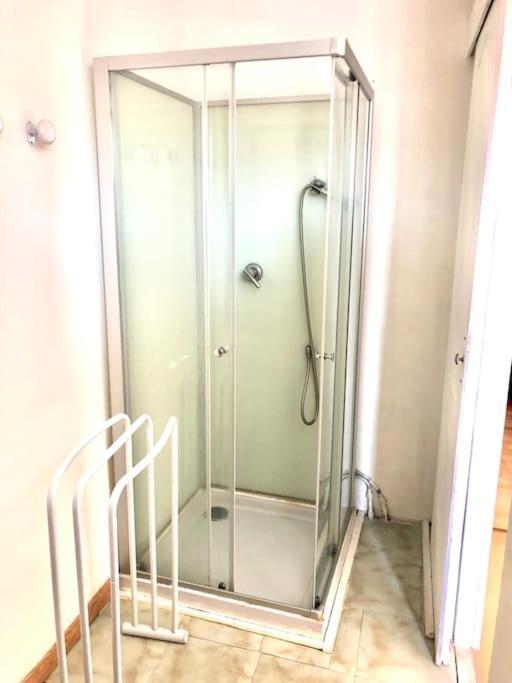 Appartement T3 Agreable A Bourbon L'Archambault Exterior photo